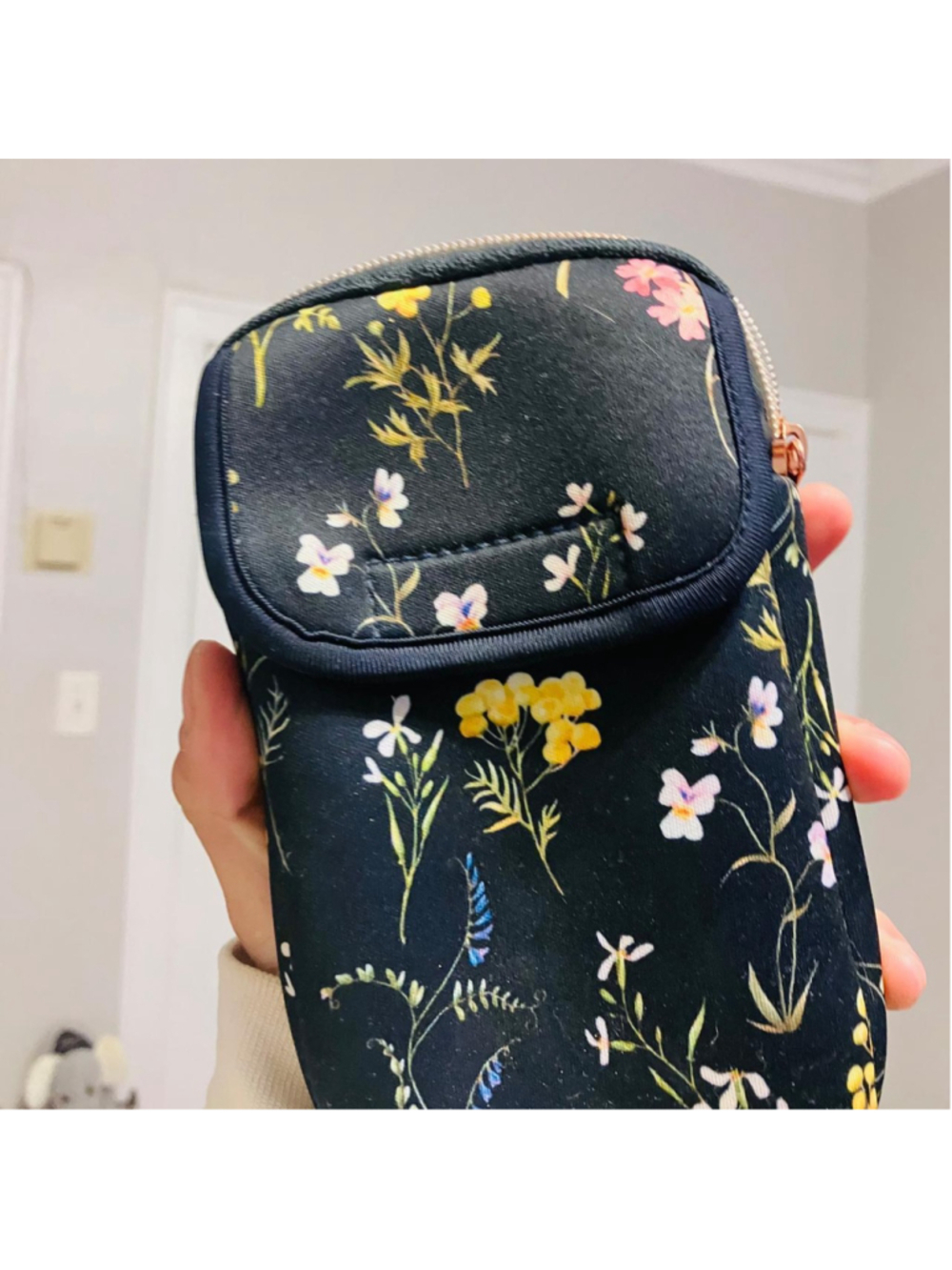 Black Floral Print Phone Cossbody Bag